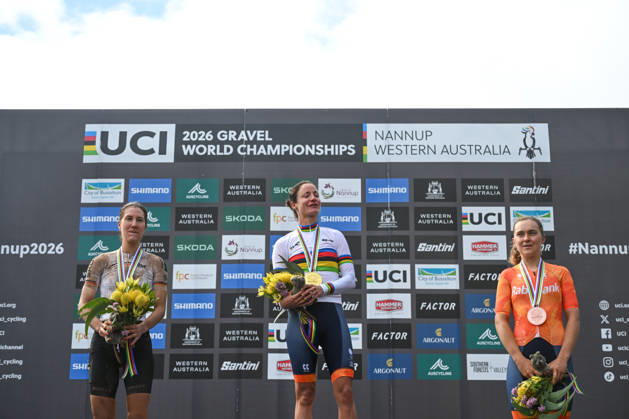 2026 UCI Gravel World Championships Picture by Zac Williams SWpix.com - 10 10 2026 - Cycling - 2026 UCI Gravel World Championships - Nannup, Western Australia, Australia - Women™s Elite Podium - Marianne Vos (Netherlands) wins the Gold Medal to become World Champion with Rosa Klöser (Germany) receiving the Silver Medal and Larissa Hartog (Netherlands) receiving the Bronze Medal Copyright: x xSWpix.comx(t axPhotographyxHubxLtd)xZacxWilliams SWpix.comx SWP-3030-24175