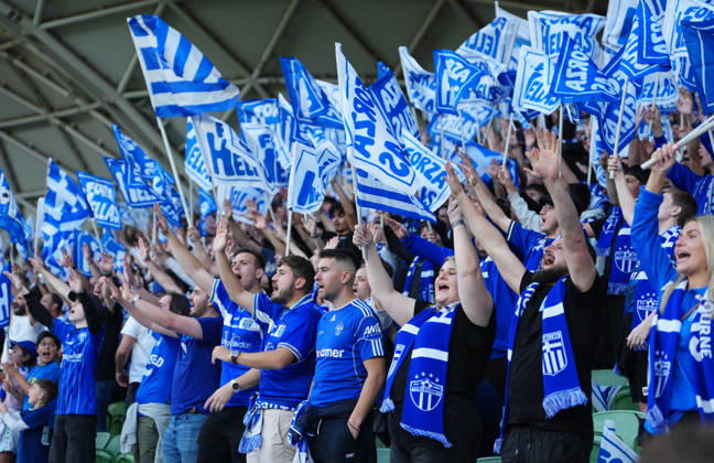 AUSTRALIA CUP SOUTH MELBOURNE VICTORY, South Melbourne FC supporters in the crowd during the Australia Cup final match between South Melbourne FC and Melbourne Victory FC at AAMI Park in Melbourne, Saturday, October 10, 2026. ( NO ARCHIVING, EDITORIAL USE ONLY MELBOURNE VICTORIA Australia Copyright: xSCOTTxBARBOURx 20261010142993342249
