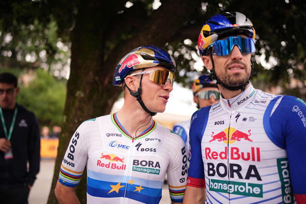Belgium s Remco Evenepoel of Red Bull - Bora - Hansgrohe during the 120th edition of the Il Lombardia, Tour of Lombardy cycling race, a 239 km one day race from Bergamo to Como on October 10, 2026, Italy. Copyright: xMarcoxAlpozzi xLaPressex