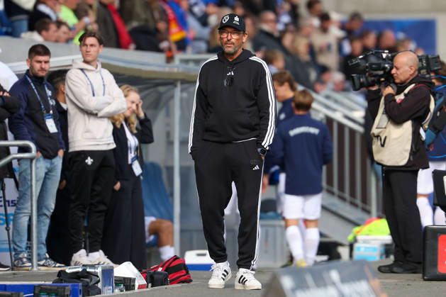 2026.10.10 Fussball 2.Bundesliga SV Darmstadt 98 - Energie Cottbus v.l., coach Claus Dieter Wollitz (Energie Cottbus) Copyright: HMBxMedia JoaquimxFerreira