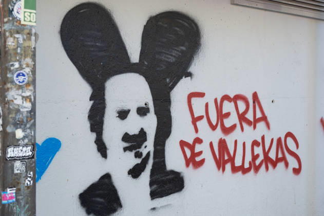 ESP: LaLiga EA Sports Rayo Vallecano v Athletic Club Message calling for the resignation of Raul Martin Presa, the president of Rayo Vallecano during LaLiga EA Sports between Rayo Vallecano v Athletic Club played at Vallecas Stadium in Madrid on October 10, 2026 in Spain Spain Futbol Copyright: xAgenciaxLOFx
