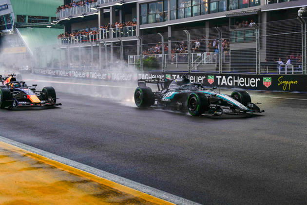 RECORD DATE NOT STATED 10th October 2026; Marina Bay, Singapore; Formula 1, Singapore Grand Prix, Sprint Race and Qualifying Day; Dramatic start on a wet track with George Russell (63) of Great Britain and Mercedes-AMG PETRONAS Formula One Team taking an early lead DavidxAsh