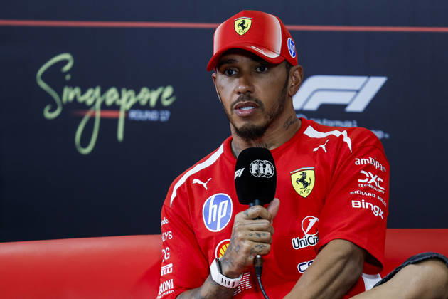 F1 - SINGAPORE GRAND PRIX 2026 Post Sprint Race, press conference, PK, Pressekonferenz HAMILTON Lewis (gbr), Scuderia Ferrari SF-26, portrait during the 2026 Formula 1 Singapore Grand Prix, 17th round of the 2026 Formula One World Championship, WM, Weltmeisterschaft from October 9 to 11, 2026 on the Marina Bay Street Circuit, in Singapore, Singapore - SingaporeSingapore Copyright: xJulienxDelfossex