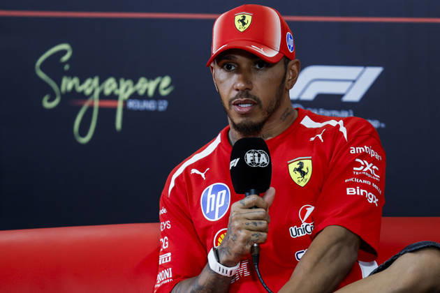 F1 - SINGAPORE GRAND PRIX 2026 Post Sprint Race, press conference, PK, Pressekonferenz HAMILTON Lewis (gbr), Scuderia Ferrari SF-26, portrait during the 2026 Formula 1 Singapore Grand Prix, 17th round of the 2026 Formula One World Championship, WM, Weltmeisterschaft from October 9 to 11, 2026 on the Marina Bay Street Circuit, in Singapore, Singapore - SingaporeSingapore Copyright: xJulienxDelfossex