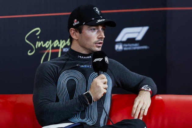 F1 - SINGAPORE GRAND PRIX 2026 Post Sprint Race, press conference, PK, Pressekonferenz LECLERC Charles (mco), Scuderia Ferrari SF-26, portrait, Cooling vest during the 2026 Formula 1 Singapore Grand Prix, 17th round of the 2026 Formula One World Championship, WM, Weltmeisterschaft from October 9 to 11, 2026 on the Marina Bay Street Circuit, in Singapore, Singapore - SingaporeSingapore Copyright: xJulienxDelfossex