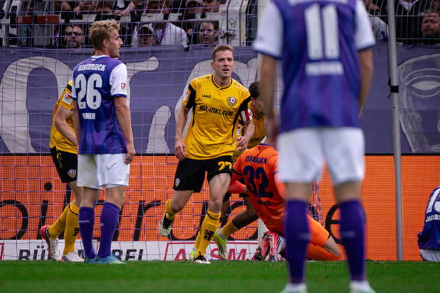 Torjubel zum 0:1 durch Niklas Hauptmann 27 (Dresden), VfL Osnabrueck vs. SG Dynamo Dresden, Fussball, 2. Liga, 07. Spieltag, 10.10.2026 DFL regulations prohibit any use of photographs as image sequences and or quasi-video Osnabrueck Niedersachsen Deutschland