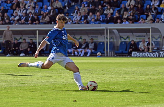 10.10.2026, xjhx, Fussball 2.Bundesliga, SV Darmstadt 98 - Energie Cottbus v.l. Noah Weißhaupt (SV Darmstadt 98) Goal scored, erzielt das Tor zum. 1:1 (DFL DFB REGULATIONS PROHIBIT ANY USE OF PHOTOGRAPHS as IMAGE SEQUENCES and or QUASI-VIDEO) Darmstadt