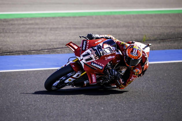 October 10, 2026, Cascais, Lisbon, Portugal: Nicolo Bulega of Aruba.It Racing - Ducati in action during the Superpole of the FIM Superbike World Championship, WM, Weltmeisterschaft at Circuito Estoril on October 10, 2026 in Cascais, Portugal. Cascais Portugal - ZUMAr200 20261010_zsp_r200_017 Copyright: xNunoxReisinhox