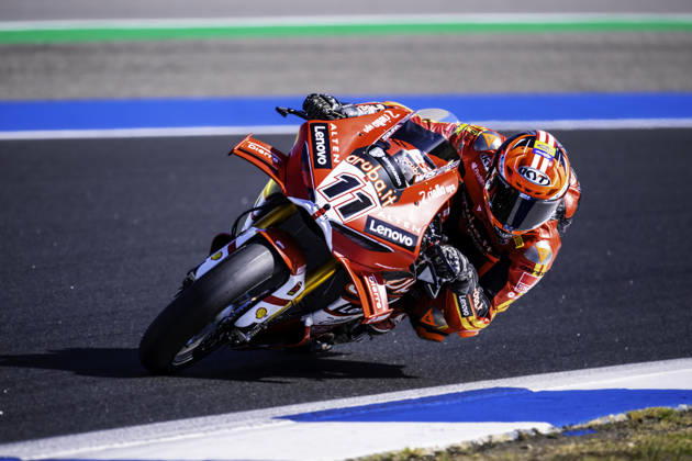 October 10, 2026, Cascais, Lisbon, Portugal: Nicolo Bulega of Aruba.It Racing - Ducati in action during the Superpole of the FIM Superbike World Championship, WM, Weltmeisterschaft at Circuito Estoril on October 10, 2026 in Cascais, Portugal. Cascais Portugal - ZUMAr200 20261010_zsp_r200_023 Copyright: xNunoxReisinhox