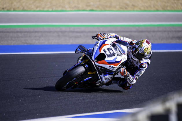 October 10, 2026, Cascais, Lisbon, Portugal: Danilo Petrucci of Rokit BMW Motorrad WorldSBK Team in action during the Superpole of the FIM Superbike World Championship, WM, Weltmeisterschaft at Circuito Estoril on October 10, 2026 in Cascais, Portugal. Cascais Portugal - ZUMAr200 20261010_zsp_r200_028 Copyright: xNunoxReisinhox