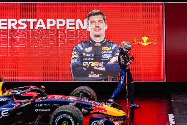 2026 Formula 1 Singapore Grand Prix - Sprint MAX VERSTAPPEN (NED) of Oracle Red Bull Racing PARC FERME Sprint Race on SATURDAY during the 2026 FORMULA 1 SINGAPORE AIRLINES SINGAPORE GRAND PRIX 2026 at MARINA BAY STREET CIRCUIT SINGAPORE on October 10, 2026. Photo by Tan Jun Da ABACAPRESS.COM Singapore Singapore  Copyright: xJunxDaxTan ABACAx