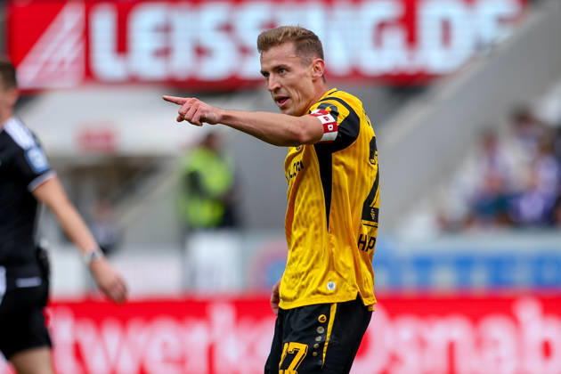 2026.10.10, xkwix, Fußball, 2. Bundesliga, VfL Osnabrück - SG Dynamo Dresden, Stadion an der Bremer Brücke, 7.Spieltag, Saison 2026 2027: Torjubel von Niklas Hauptmann (SG Dynamo Dresden 27) nach Tor zum 0:1 DFB regulations prohibit any use of photographs as image sequences and or quasi-video. Photo: xKamilxWilkowskixPressefotoKochx Niedersachsen Deutschland
