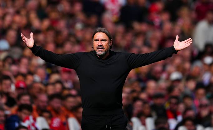Leeds United Manager Daniel Farke reacts Arsenal v Leeds United, Premier League, Football, Emirates Stadium, London, UK - 10 Oct 2026London Emirates Stadium United Kingdom EDITORIAL USE ONLY No use with unauthorised audio, video, data, fixture lists, club league logos or live services. Online in-match use limited to 120 images, no video emulation. No use in betting, games or single club league player publications.  Copyright: xJavierxGarcia Shutterstockx 17204400s