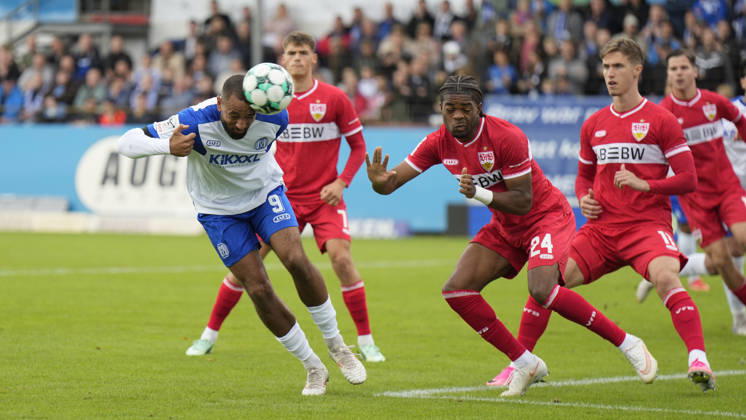 10.10.2026, Hänsch-Arena, Meppen, GER, 3. Liga, 9. Spieltag: SV Meppen vs VfB Stuttgart II, Cyrill Akono (SV Meppen 9) DFL REGULATIONS PROHIBIT ANY USE OF PHOTOGRAPHS AS IMAGE SEQUENCES AND OR QUASI-VIDEO. Meppen Niedersachsen Hänsch-Arena