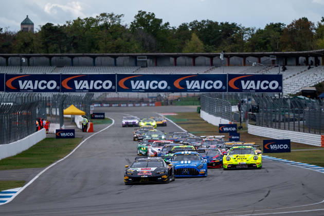 DTM, 15. + 16. Rennen Hockenheim 2026 130 Lamborghini Temerario GT3, ABT Sportsline: Luca Engstler, 22 Mercedes-AMG GT3 EVO, Landgraf Motorsport: Lucas Auer, 91 Porsche 911 GT3 R (992), Manthey: Thomas Preining - picture by Gruppe C Photography Sachsenring Hockenheimring Baden-Württemberg Germany Copyright: xGruppexCxPhotographyx