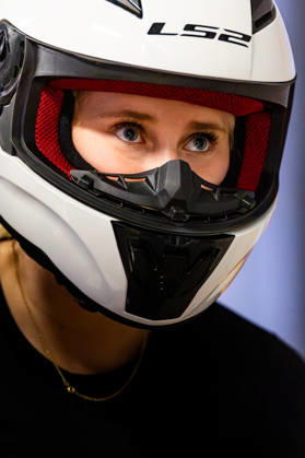 10.10.2026, GER, Bob Bobsport, Saison 26 27, Frauen, Zentrale Leistungspruefung im Bobsport Anschubtest Traditionell haben sich die deutschen Piloten im Bobsport gemeinsam mit ihren Anschiebern in Oberhof zum Kräftemessen getroffen. 98559 Oberhof LOTTO Thüringen EISARENA Oberhof Trainingshalle Startanlage Thüringen Deutschland