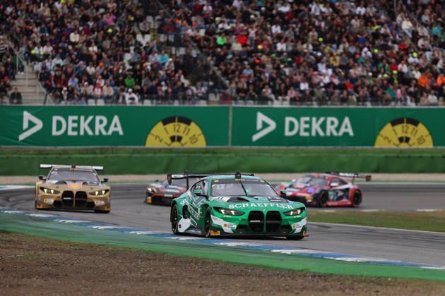Hockenheim, Deutschland 09.- 11. Oktober 2026: DTM - 2026 - Saisonfinale - Hockenheimring - Samstag Rennen 1 Im Bild: Marco Wittmann (GER 11) vor Kelvin van der Linde (RSA 3) Hockenheimring Baden Württemberg Copyright: xFotostandx xFWMEDIAx