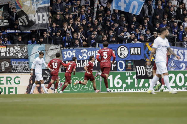 10.10.2026, xhettx, Fussball 3.Liga, SG Sonnenhof Grossaspach - SV Waldhof Mannheim v.l. Jubel über das 1:0 durch Luca Molinari (SG Sonnenhof Großaspach, 21)