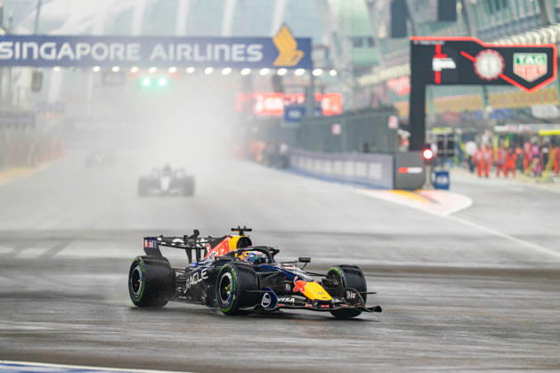 2026 Formula 1 Singapore Grand Prix - Sprint MAX VERSTAPPEN 1 (NED) of Oracle Red Bull Racing (Red Bull Racing RB22) during Qualifying day on Saturday during the Formula 1 Singapore Airlines Singapore Grand Prix 2026 at Marina Bay Street Circuit, Singapore, on October 10, 2026. Photo by Antoine LAPEYRE Reveries Agency via ABACAPRESS.COM Singapore Singapore Copyright: xAntoinexLapeyre ReveriesxAgency ABACAx