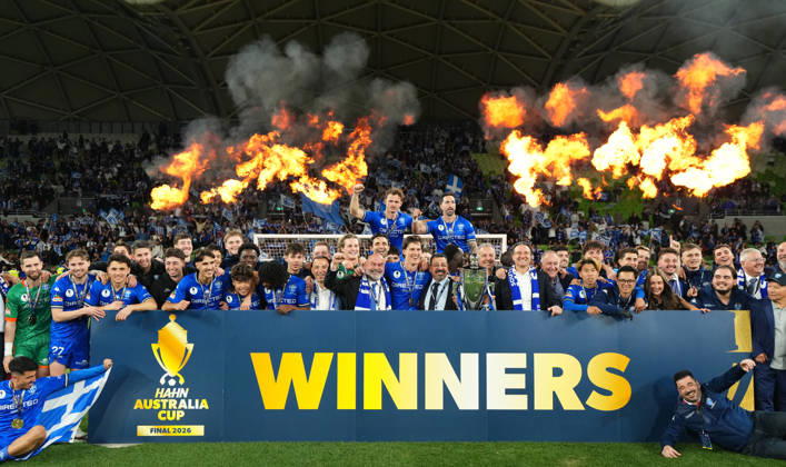 AUSTRALIA CUP SOUTH MELBOURNE VICTORY, South Melbourne celebrate with the trophy after winning the Australia Cup final match between South Melbourne FC and Melbourne Victory FC at AAMI Park in Melbourne, Saturday, October 10, 2026. ( NO ARCHIVING, EDITORIAL USE ONLY MELBOURNE VICTORIA Australia  Copyright: xSCOTTxBARBOURx 20261010121670728694