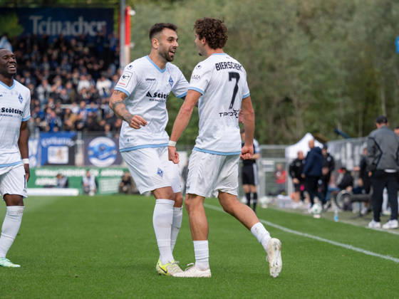 TOR zum 1:1 durch Lovis Bierschenk (SV Waldhof Mannheim, 07) Torjubel mit Maximilian Thalhammer (SV Waldhof Mannheim, 08), Jubel Freude Emotion Teamjubel Gestik Geste GER, Fussball, SG Sonnenhof Grossaspach vs. SV Waldhof Mannheim, 3. Liga, 8. Spieltag, Aspach, Saison 2026 2027, 10.10.2026 GER, Fussball, SG Sonnenhof Grossaspach vs. SV Waldhof Mannheim, 3. Liga, 8. Spieltag, Aspach, Saison 2026 2027, 10.10.2026 Aspach Copyright: xCarstenxSchweringx EP_CSG