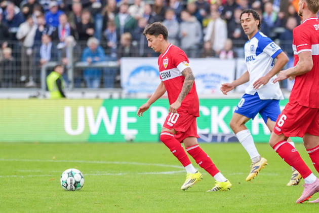 Deutschland: Fussball, 3. Liga, 8. Spieltag, Hänsch-Arena, Meppen, Emsland, Niedersachsen, SV Meppen vs. VfB Stuttgart U21, U 21 VfB Stuttgart II: Nicolas Sessa (VfB Stuttgart U21, 10) Copyright: xMichelxWittex