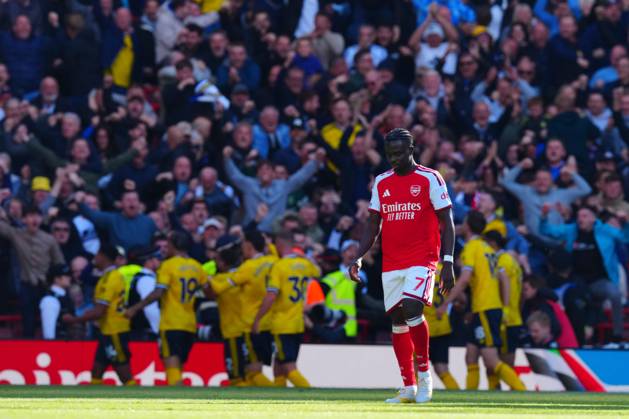 Bukayo Saka of Arsenal reacts after James Justin of Leeds United scored the opening goal Arsenal v Leeds United, Premier League, Football, Emirates Stadium, London, UK - 10 Oct 2026London Emirates Stadium United Kingdom EDITORIAL USE ONLY No use with unauthorised audio, video, data, fixture lists, club league logos or live services. Online in-match use limited to 120 images, no video emulation. No use in betting, games or single club league player publications.  Copyright: xJavierxGarcia Shutterstockx 17204400y