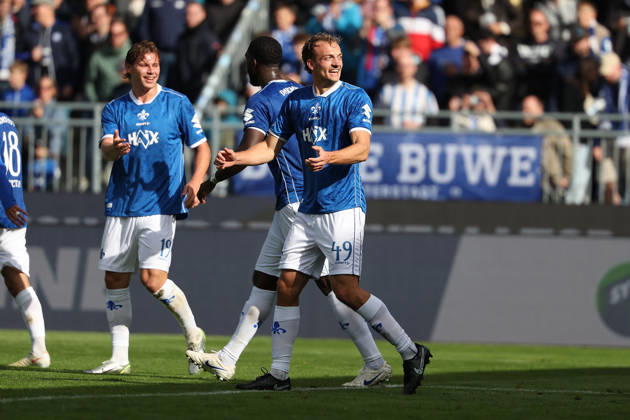 2026.10.10 Fussball 2.Bundesliga SV Darmstadt 98 - Energie Cottbus v.l.,Fynn Luca Lakenmacher (SV Darmstadt 98), Patric Pfeiffer (SV Darmstadt 98) and Yannik Luehrs (SV Darmstadt 98) seen celebrating after scoring goal to 3:1 Copyright: HMBxMedia JoaquimxFerreira