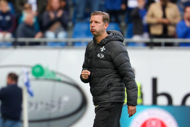 2026.10.10 Fussball 2.Bundesliga SV Darmstadt 98 - Energie Cottbus v.l., head coach Florian Kohfeldt (SV Darmstadt 98) seen celebrating after the victory Copyright: HMBxMedia JoaquimxFerreira