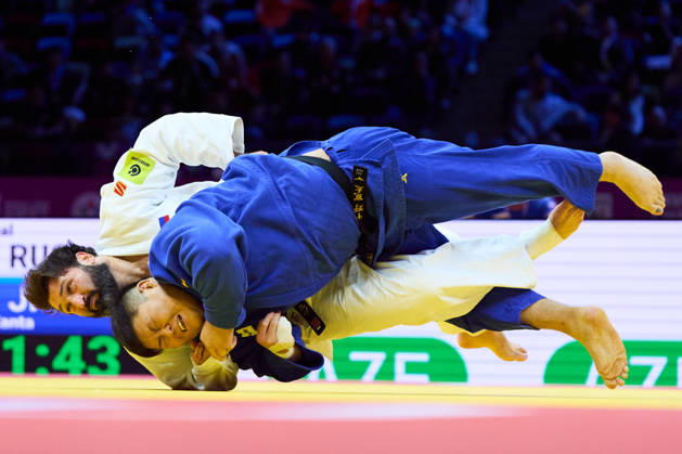 (L-R) Tasoev Inal (RUS), Kanta Nakano (JPN), OCTOBER 10, 2026 -Judo : World Judo Championships BAKU2026 Mens +100kg3rd Round match at National Gymnastics Arena in Baku, Azerbaijan.  aflo_354753193 KenxAsakurax