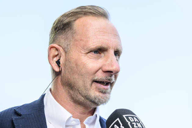 im Bild v.l.: Mauro Lustrinelli (Union Berlin, Trainer), GER, Berlin, Fussball, 1. FC Union Berlin vs SV Elversberg, in der Alten Försterei, 10.10.2026, DFB DFL REGULATIONS PROHIBIT ANY USE OF PHOTOGRAPHS AS IMAGE SEQUENCES AND OR QUASI-VIDEO, Copyright: HMBxMedia UwexKoch