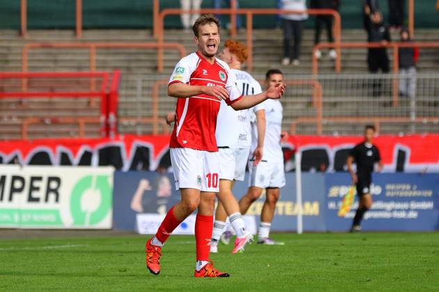 Regionalliga West: Rot-Weiß Oberhausen - 1. FC Bocholt ** NUR FÜR REDAKTIONELLE ZWECKE ** EDITORIAL USE ONLY **<p>Luca Schlax RWO - 1. FC Bocholt Ort: Oberhausen, Stadion Niederrhein Datum: 10.10.2026 Deutschland NRW Oberhausen Copyright: MichaxKorb