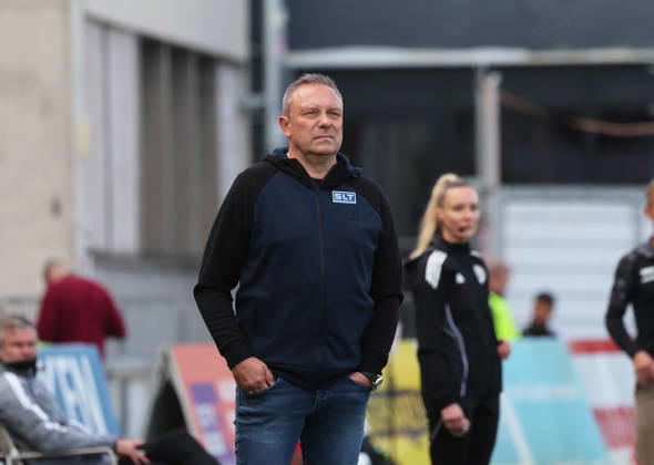 FC Würzburger Kickers- FC Hansa Rostock Würzburg 10.10..2026, Fußball 3.Liga FC Würzburger Kickers - FC Hansa Rostock Trainer AndrÃ Breitenreiter FC Hansa Rostock Akon Arena Bayern Deutschland