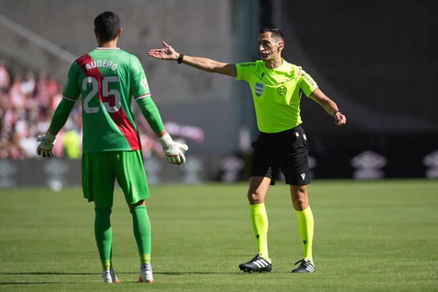 ESP: LaLiga EA Sports Rayo Vallecano v Athletic Club Jose Maria Sanchez Martinez referee during LaLiga EA Sports between Rayo Vallecano v Athletic Club played at Vallecas Stadium in Madrid on October 10, 2026 in Spain Spain Futbol Copyright: xAgenciaxLOFx