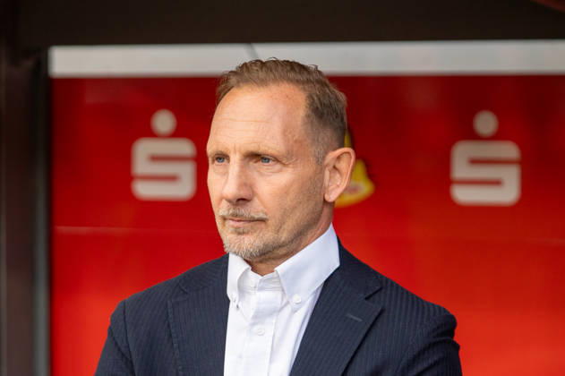 Deutschland: Fussball 1. Bundesliga, 5. Spieltag 2026 2027, 1.FC Union Berlin - SV Elversberg am 10.10.2026 in Berlin (Stadion An der Alten Försterei): Mauro Lustrinelli (1. FC Union Berlin, Trainer) Portrait, Porträt Copyright: xSvenxHeidmannx