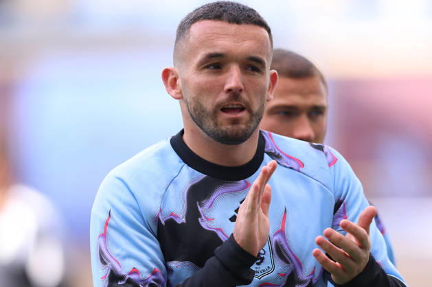 Aston Villa v Brentford, Premier League John McGinn of Aston Villa applauds the fans before the Aston Villa v Brentford Premier League match at Villa Park, Birmingham, England on 10 October 2026 Credit: Ryan Crockett Every Second Media Editorial use only. All images are copyright Every Second Media Limited. No images may be reproduced without prior permission. All rights reserved. Premier League and Football League images are subject to licensing agreements with Football DataCo Limited. see https: www.football-dataco.com Copyright: xIMAGO EveryxSecondxMediax ESM-2212-0027 RyanxCrockettx xEveryxSecondxMediax