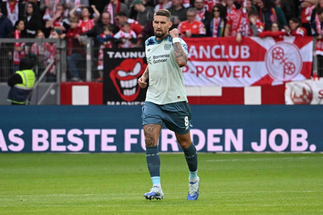 10.10.2026, xsltx, Fussball 1.Bundesliga, FSV Mainz 05 - Bayer 04 Leverkusen v.l. Torjubel nach dem Tor zum celebrating the goal celebrate 0:1 durch Robert Andrich (Bayer 04 Leverkusen) (DFL DFB REGULATIONS PROHIBIT ANY USE OF PHOTOGRAPHS as IMAGE SEQUENCES and or QUASI-VIDEO) Mainz