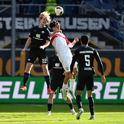 Paderborn, Home-Deluxe-Arena, 10.10.26, GER, Herren, 1.Bundesliga, Saison 2026-2027, SC Paderborn 07 - VfB Stuttgart Bild: v.li. im Zweikampf Mattes HANSEN (Paderborn) und Atakan KARAZOR (Stuttgart) im Kopfball, Kopfballduell DFL regulations prohibit any use of photographs as image sequences and or quasi-video. Nordrhein-Westfalen Deutschland