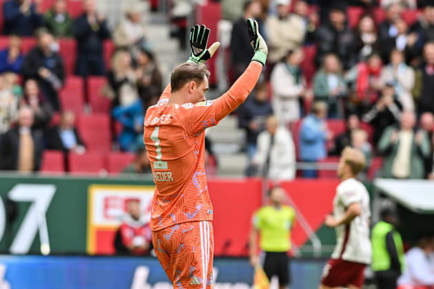 AUGSBURG, GERMANY; 10. OCTOBER: Manuel NEUER (FC Bayern Munich 1) after his mistake before the goal 1-0 by Robin FELLHAUER (FC Augsburg 19) during the Bundesliga Match between FC Augsburg vs. FC Bayern Munich at Matchday 5 at WWK-Arena DFL REGULATIONS PROHIBIT ANY USE OF PHOTOGRAPHS AS IMAGE SEQUENCES AND OR QUASI-VIDEO Copyright: xBEAUTIFULxSPORTS Goldbergx