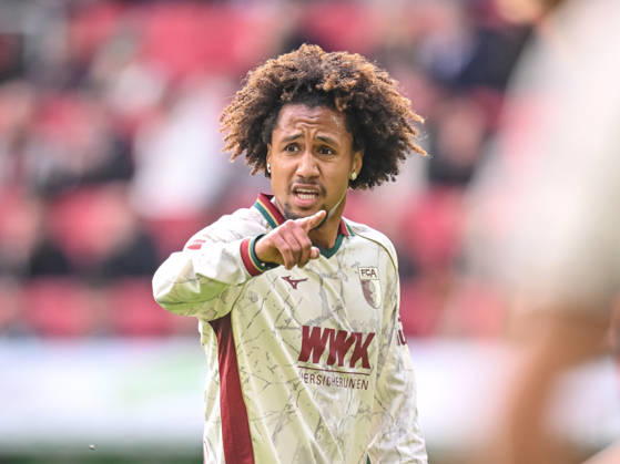 Han-Noah Massengo (FC Augsburg) gestikuliert, gestik waehrend des spiels der 1. Bundesliga zwischen FC Augsburg und FC Bayern Muenchen, WWK Arena am 10. October 2026 in Augsburg, Deutschland. (Foto von Harry Langer DeFodi Images) +++ Han-Noah Massengo (FC Augsburg) gestures during the Bundesliga match between FC Augsburg and FC Bayern Muenchen at WWK Arena on October 10, 2026 in Augsburg, Germany. (Photo by Harry Langer DeFodi Images) DFB DFL REGULATIONS PROHIBIT ANY USE OF PHOTOGRAPHS AS IMAGE SEQUENCES AND OR QUASI-VIDEO. (Photo by Harry Langer DeFodi Images) DFB DFL REGULATIONS PROHIBIT ANY USE OF PHOTOGRAPHS AS IMAGE SEQUENCES AND OR QUASI-VIDEO. -