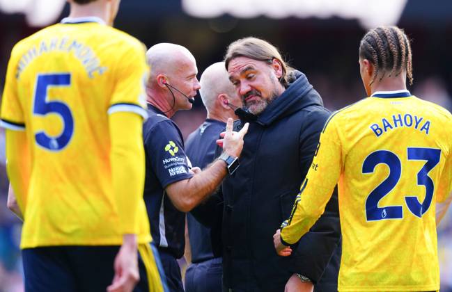 Leeds United Manager Daniel Farke speaks with referee Paul Tierney at full time Arsenal v Leeds United, Premier League, Football, Emirates Stadium, London, UK - 10 Oct 2026London Emirates Stadium United Kingdom EDITORIAL USE ONLY No use with unauthorised audio, video, data, fixture lists, club league logos or live services. Online in-match use limited to 120 images, no video emulation. No use in betting, games or single club league player publications. Copyright: xJavierxGarcia Shutterstockx 17204400ap