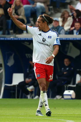 10.10.2026, xrekx, Fussball 1.Bundesliga, TSG 1899 Hoffenheim - Hamburger SV v.l. Torjubel nach dem Tor zum celebrating the goal celebrate 0:1 durch Yussuf Poulsen (Hamburger SV) (DFL DFB REGULATIONS PROHIBIT ANY USE OF PHOTOGRAPHS as IMAGE SEQUENCES and or QUASI-VIDEO) Sinsheim