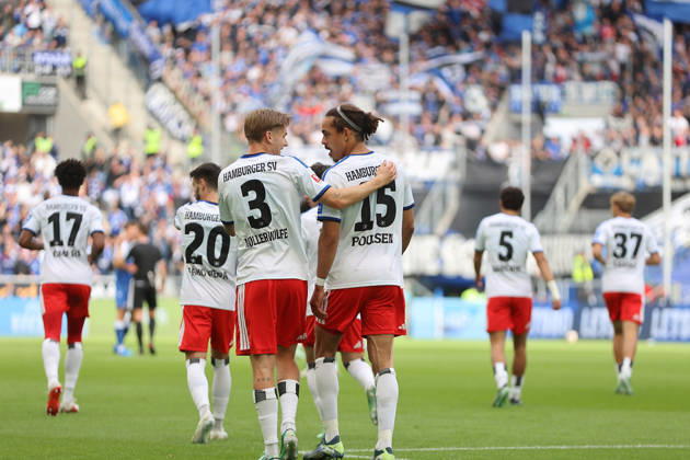 10.10.2026, xtvx, Fussball 1.Bundesliga, TSG 1899 Hoffenheim - Hamburger SV v.l. Goal scored, Tor zum 0:1 Yussuf Poulsen (Hamburger SV) Torjubel, Goal celebration, celebrate the goal, celebrates scoring Yussuf Poulsen (Hamburger SV) David Moller Wolfe (Hamburger SV) (DFL DFB REGULATIONS PROHIBIT ANY USE OF PHOTOGRAPHS as IMAGE SEQUENCES and or QUASI-VIDEO) Sinsheim