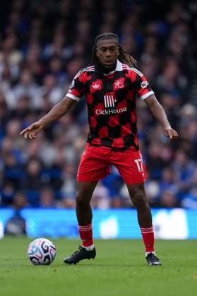 Alex Iwobi of Fulham Ipswich Town v Fulham, Premier League, Football, Portman Road, Ipswich, UK - 10 Oct 2026Ipswich Portman Road United Kingdom EDITORIAL USE ONLY No use with unauthorised audio, video, data, fixture lists, club league logos or live services. Online in-match use limited to 120 images, no video emulation. No use in betting, games or single club league player publications. Copyright: xJoexToth Shutterstockx 17206181av