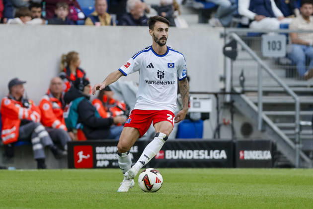 Fabio Vieira (Hamburger SV, 20) am Ball , Deutschland, Fussball, 1. Bundesliga, 5.Spieltag, 2026 2027, TSG Hoffenheim vs. Hamburger SV, 10.10.2026, Sinsheim SNP Arena Deutschland Copyright: xGrantxHubbsx
