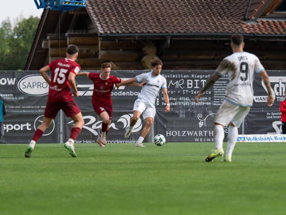 Zweikampf LÃ on Maier (SG Sonnenhof Grossaspach, 20) gegen Lovis Bierschenk (SV Waldhof Mannheim, 07), Laufduell Sprintduell Ballbesitz GER, Fussball, SG Sonnenhof Grossaspach vs. SV Waldhof Mannheim, 3. Liga, 8. Spieltag, Aspach, Saison 2026 2027, 10.10.2026 GER, Fussball, SG Sonnenhof Grossaspach vs. SV Waldhof Mannheim, 3. Liga, 8. Spieltag, Aspach, Saison 2026 2027, 10.10.2026 Aspach Copyright: xCarstenxSchweringx EP_CSG