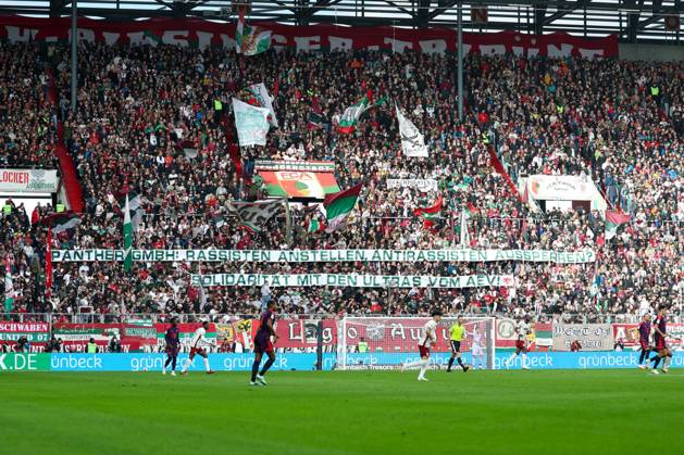Fans (FC Bayern Muenchen) mit Botschaft, Spruchband, AEV, Augsburger Panther, FC Augsburg vs. FC Bayern Muenchen, Fussball, 1. Bundesliga, 5. Spieltag, 10.10.2026 DFB DFL regulations prohibit any use of photographs as image sequences and or quasi-video Augsburg Bayern Deutschland