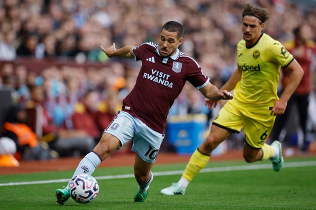 Emi Buendia of Aston Villa is challenged by Yehor Yarmolyuk of Brentford Aston Villa v Brentford, Premier League, Football, Villa Park, Birmingham, UK - 10 Oct 2026Birmingham Villa Park United Kingdom EDITORIAL USE ONLY No use with unauthorised audio, video, data, fixture lists, club league logos or live services. Online in-match use limited to 120 images, no video emulation. No use in betting, games or single club league player publications. Copyright: xWillxCooper Shutterstockx 17206322n