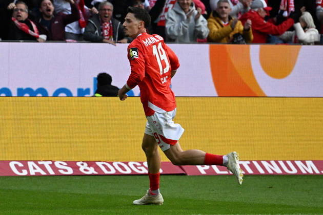 10.10.2026, xsltx, Fussball 1.Bundesliga, FSV Mainz 05 - Bayer 04 Leverkusen v.l. Torjubel nach dem Tor zum celebrating the goal celebrate 2:2 durch Anthony Caci (FSV Mainz 05) (DFL DFB REGULATIONS PROHIBIT ANY USE OF PHOTOGRAPHS as IMAGE SEQUENCES and or QUASI-VIDEO) Mainz