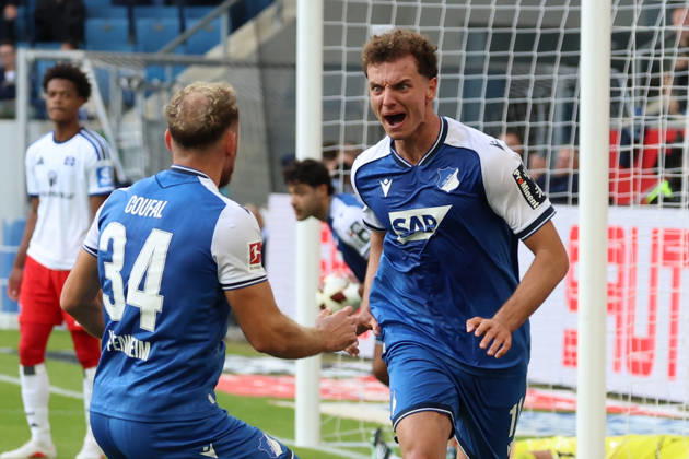 10.10.2026, xrekx, Fussball 1.Bundesliga, TSG 1899 Hoffenheim - Hamburger SV v.l. Torjubel nach dem Tor zum celebrating the goal celebrate 1:1 durch Fisnik Asllani (TSG 1899 Hoffenheim) (DFL DFB REGULATIONS PROHIBIT ANY USE OF PHOTOGRAPHS as IMAGE SEQUENCES and or QUASI-VIDEO) Sinsheim